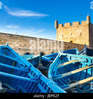 Fishermans Boote in Essaouira, Stadt im westlichen Marokko an der Atlantikküste. Es ist auch bekannt unter dem portugiesischen Namen Mogador. Marokko in Nordafrika. Stockfoto