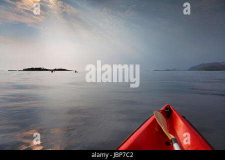 Kajak zu Supetar Insel, in der Nähe von Dubrovnik, Kroatien Stockfoto