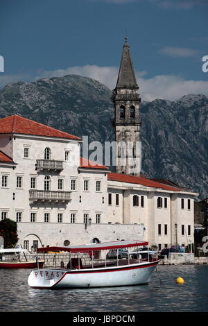 Die Altstadt von Persat in der inneren Bucht von Kotor in Montenegro Im Balkan bin Mittelmeer in Europa. Stockfoto