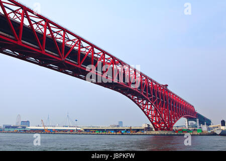 Rote Brücke in Osaka Stockfoto