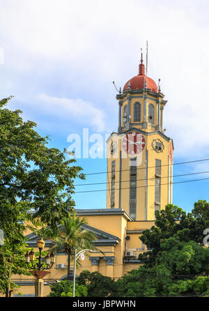 27. November 2016 die Uhr Turm des Rathauses Manila in Manila, Philippinen - Symbol der Stadt Stockfoto