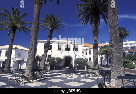 Das Dorf Vila Baleira Auf der Insel Porto Santo Bei der Insel Madeira Im Atlantischen Ozean, Portugal. Stockfoto