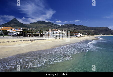 Das Dorf Vila Baleira Auf der Insel Porto Santo Bei der Insel Madeira Im Atlantischen Ozean, Portugal. Stockfoto