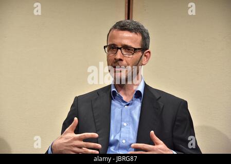 Köln, Deutschland. 11. Juni 2017. Die deutsch-brasilianische Philosopger Carlos Fraenkel, fotografiert auf dem fünften phil.cologne internationalen Festival der Philosophie in Köln, Deutschland, 11. Juni 2017. Foto: Horst Galuschka/Dpa/Alamy Live-Nachrichten Stockfoto