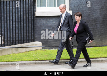 London, UK. 12. Juni 2017. Ruth Davidson, Anführer der schottischen konservativen Partei kommt in 10 Downing Street für die erste Sitzung des neu gebildeten Kabinett von Theresa May Minderheit konservativen Regierung. Bildnachweis: Mark Kerrison/Alamy Live-Nachrichten Stockfoto