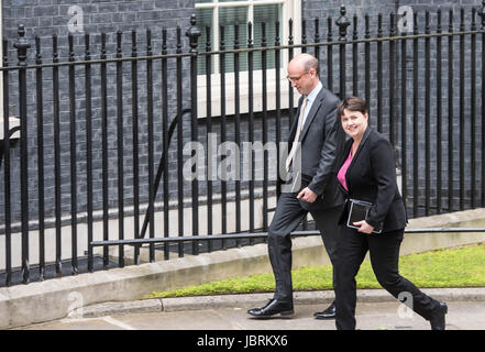 London, UK. 12. Juni 2017. Ruth Davidson, Führer der schottischen konservativen kommt in der Downing Street für ein Treffen mit dem, Premierminister nach der Parlamentswahl Kredit: Ian Davidson/Alamy Live News Stockfoto