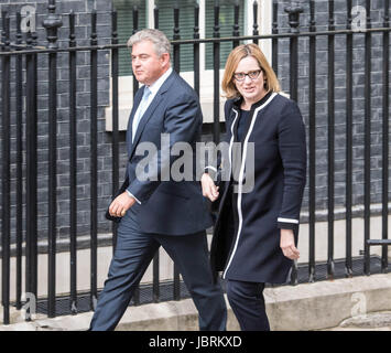 London, UK. 12. Juni 2017. Amber Rudd, Innenminister, kommt bei der ersten politischen Kabinett nach der allgemeinen Wahl Kredit: Ian Davidson/Alamy Live News Stockfoto