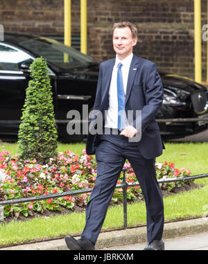 London, UK. 12. Juni 2017. Jeremy Hunt, Gesundheitsminister, kommt bei der ersten politischen Kabinett nach der allgemeinen Wahl Kredit: Ian Davidson/Alamy Live News Stockfoto