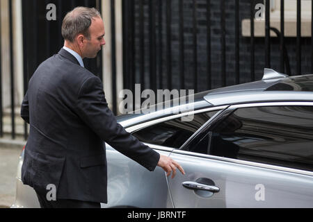 London, UK. 12. Juni 2017. Gavin Barwell, Theresa Mai neuer Chef des Stabes, bereitet sich auf 10 Downing Street in der Premierminister Auto, sie erscheinen vor dem Ausschuss 1922 der Hinterbänkler konservative MPs Credit begleiten lassen: Mark Kerrison/Alamy Live News Stockfoto