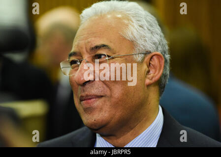 Buenos Aires, Argentinien. 12 Juni 2017. Premierminister von Portugal Antonio Costa nach einer Konferenz auf dem argentinischen Rat für internationale Beziehungen oder CARI in Buenos Aires, Argentinien. Stockfoto