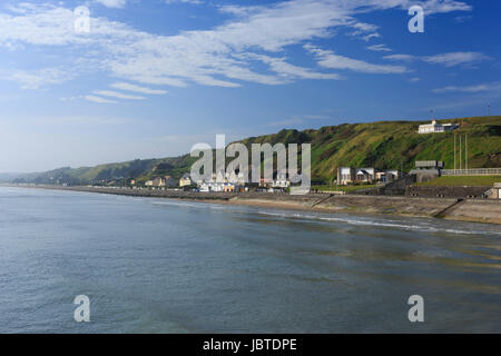 Frankreich, Calvados (14), Vierville-Sur-Mer, la petite Station Balnéaire et la Plage d Strand / / Frankreich, Calvados, Vierville Sur Mer, dem kleinen Reso Stockfoto