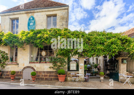 Frankreich, Orne (61), Parc Naturel Régional du Perche, La Perrière, La Maison d'Horbé, Salon de Thé, Galerie, Antiquité, Objets de Dekoration / / Frankreich, Stockfoto