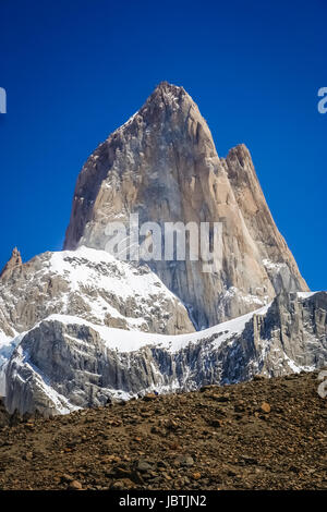 Atemberaubende und beeindruckende Mount Fitz Roy in der Nähe von El Chalten In Patagonien, Argentinien Stockfoto