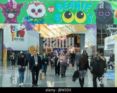 American International Toy Fair, Jacob K. Javits Convention Center, Manhattan, New York City, USA Stockfoto