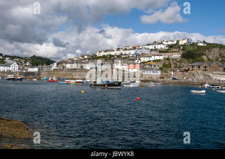 Mevagissey Fischereihafen in Cornwall, Großbritannien Stockfoto