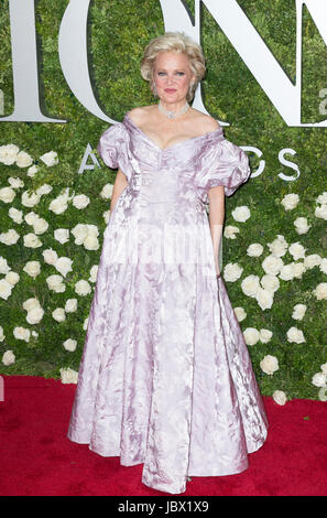 New York, USA. 11. Juni 2017. Christine Ebersole besucht Tony Awards 2017 in der Radio City Music Hall (Foto: Lev Radin/Pacific Press) Credit: PACIFIC PRESS/Alamy Live News Stockfoto