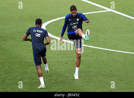 Frankreichs Raphael Varane während des Trainings im Stade de France, Paris. Stockfoto