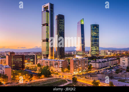 Madrid, Spanien Finanzviertel Skyline. Stockfoto