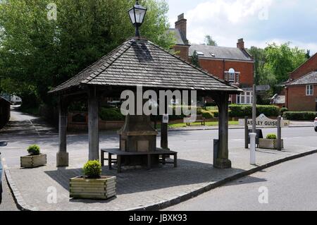 Schutz auf dem Platz. Aspley Guise, Bedfordshire Stockfoto