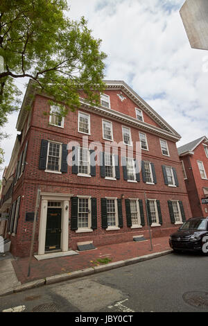 historische Gebäude aus rotem Backstein entwickelt in Büros auf Cherry street und 4. Philadelphia USA Stockfoto