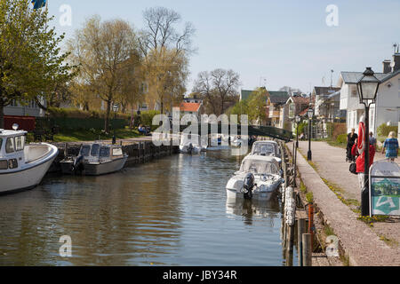 TROSA beliebten touristischen Stadt in Södermanland mit Trosa Fluss im Frühjahr 2017 Stockfoto
