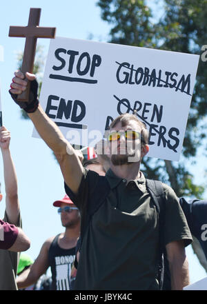 März gegen die Scharia in der Nähe Galleria Mall in Roseville Ca Stockfoto