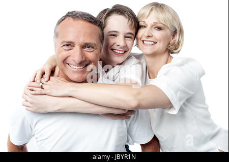 Vater und Sohn eine Huckepack Fahrt Stockfoto