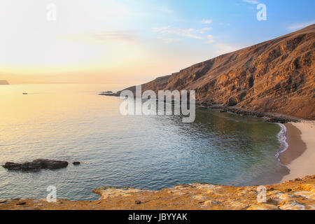 La Mina Beach am frühen Morgen in Paracas National Reserve, Peru. Hauptzweck des Reservats ist zum Schutz der marinen Ökosysteme und historische Kultur Stockfoto