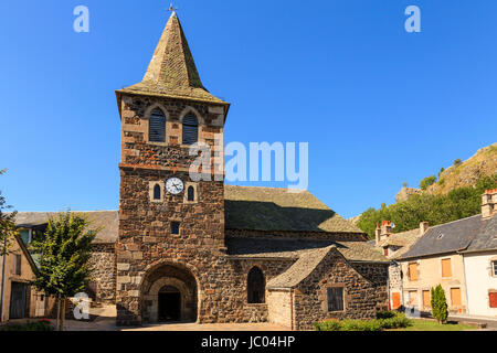 Frankreich, Cantal (15), Parc Naturel Régional des Vulkane d ' Auvergne, Apchon, Église Saint-Blaise (XV-XVI Siècle) / / Frankreich, Cantal, Parc Naturel Regionalkonferenz Stockfoto