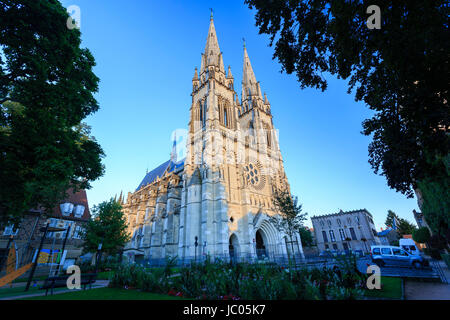 Allier (03), Moulins, Frankreich, la Cathédrale le Soir / / Frankreich, Allier, Moulins, die Kathedrale Stockfoto