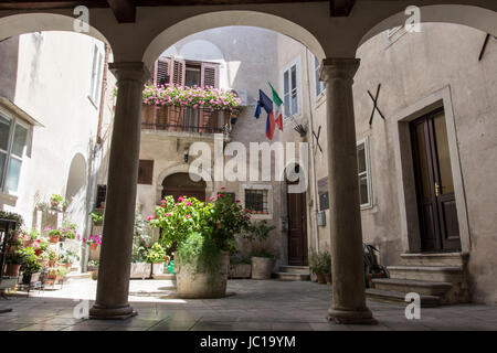 Alter Hof in Koper, Slowenien Stockfoto