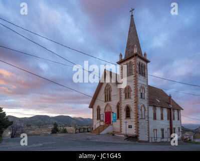 St. Pauls Episcopal Church in den historischen Bergbau Virginia City, Nevada. Stockfoto