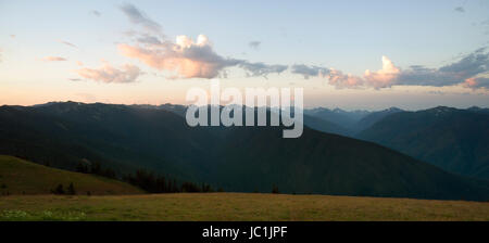 Teil der Olympic National Park die Sonne beginnt zu Hurricane Ridge getroffen Stockfoto