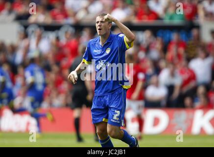 PAUL CONNOLLY LEEDS UNITED FC Burnley FC Stadt NOTTINGHAM ENGLAND gemahlen 15. August 2010 Stockfoto