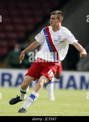 OWEN GARVAN CRYSTAL PALACE FC CRYSTAL PALACE FC größere PARK SCUNTHORPE ENGLAND 28. August 2010 Stockfoto