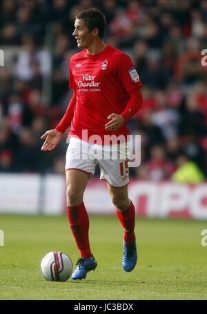 CHRIS COHEN NOTTINGHAM FOREST FC Watford FC Stadt Boden NOTTINGHAM ENGLAND 23. Oktober 2010 Stockfoto