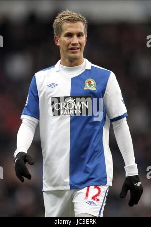 MORTEN GAMST PEDERSEN BLACKBURN ROVERS FC EWOOD PARK BLACKBURN ENGLAND 18. Dezember 2010 Stockfoto