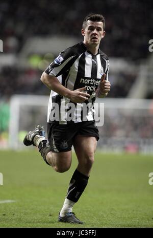 JOEY BARTON NEWCASTLE UNITED FC NEWCASTLE UNITED FC ST. JAMES PARK NEWCASTLE ENGLAND 26. Dezember 2010 Stockfoto