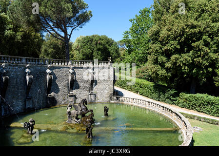 Bagnaia. Viterbo. Italien. Brunnen von Pegasus im 16. Jahrhundert manieristischen Stil Villa Lante und Gärten. Stockfoto