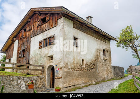 Maienfeld in Graubündens, der Schweiz, Land von Heidi, dem Kinderbuch; Maienfeld Und Heididorf in Graubünden, schweiz Stockfoto