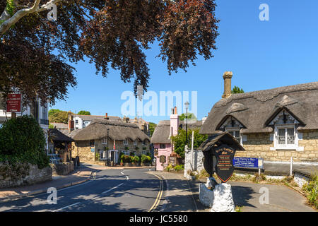 Straße durch alte Dorf, Shanklin, Isle Of Wight, Großbritannien Stockfoto