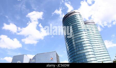 Rabobank Bestuurscentrum Bürokomplex a.k.a. Rabotower bei Croeselaan 18, Utrecht, Niederlande. HQ von Rabo Bank Holland. (Stich von 2 Bildern). Stockfoto