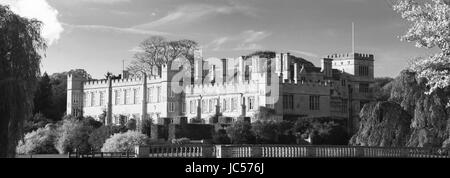 Das Haus am Deene Park der Sitz der Adelsfamilie Brudenell seit 1514, in der Nähe von Corby, Grafschaft Northamptonshire, England Stockfoto