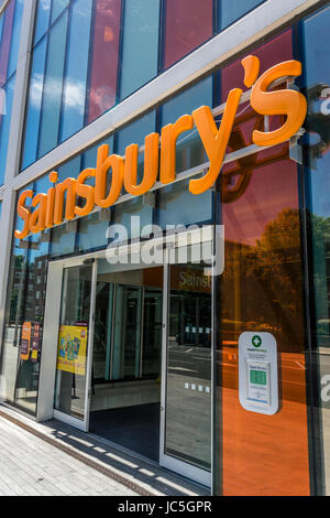 Sainsbury Supermarkt, Nine Elms, London Stockfoto