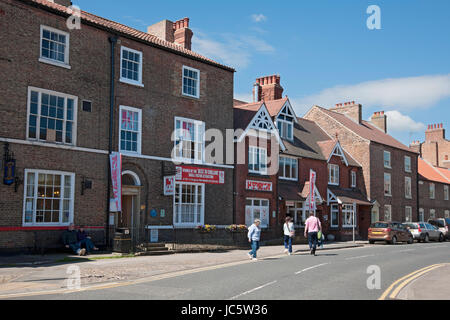 World of James Herriot Museum Außen berühmtes Tierarzt Kirkgate Thirsk North Yorkshire England Großbritannien Großbritannien Großbritannien Großbritannien Großbritannien Großbritannien Großbritannien Großbritannien Großbritannien Stockfoto