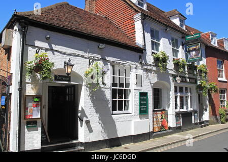 Loch in der Wand Pub, St. Martin Straße, Chichester, West Sussex, England, Großbritannien, Deutschland, UK, Europa Stockfoto