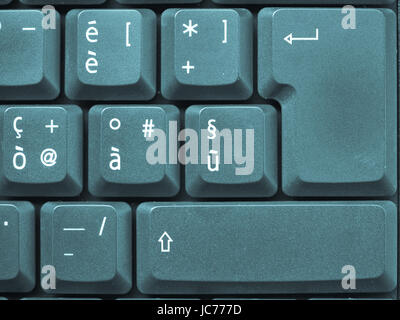 Detail der Tasten auf einer Computertastatur - cool Cyanotypie Stockfoto