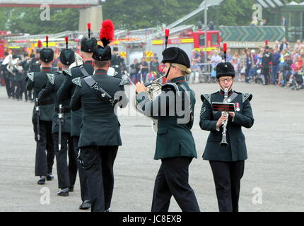 Beaulieu, Hampshire, UK - 29. Mai 2017: Militärische Marching Band der Winchester Gewehre 999 2017 an das National Motor Museum zeigen Stockfoto