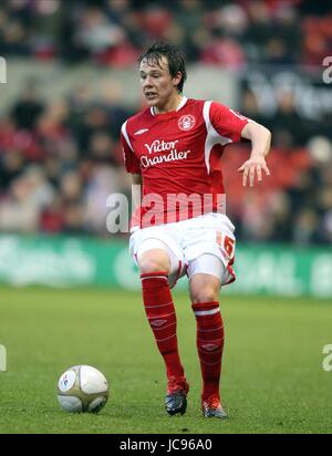 CHRIS GUNTER NOTTINGHAM FOREST FC Stadt Boden NOTTINGHAM ENGLAND 2. Januar 2010 Stockfoto