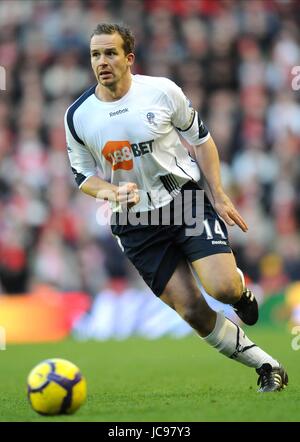 KEVIN DAVIES BOLTON WANDERERS FC Anfield Road LIVERPOOL ENGLAND 30. Januar 2010 Stockfoto